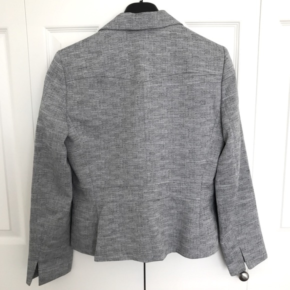 Skirt suit by Le Suit Separates - Picture 3 of 9